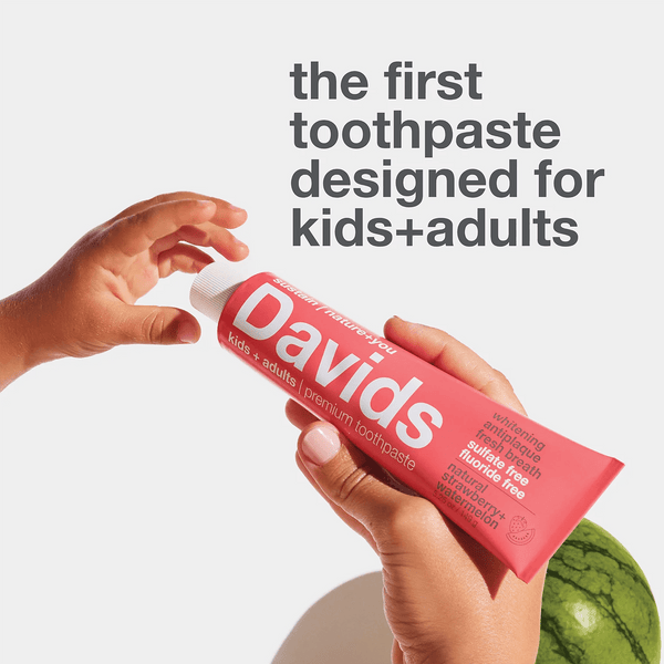 Davids Premium Toothpaste Whitening Antiplaque / Natural Strawberry + Watermelon 149G