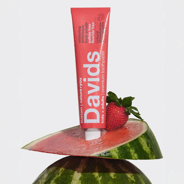 Davids Premium Toothpaste Whitening Antiplaque / Natural Strawberry + Watermelon 149G