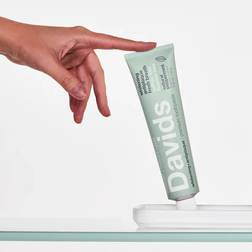 Davids Premium Toothpaste Whitening Antiplaque / Natural Peppermint 149G