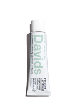 Davids Premium Toothpaste Sensitive Whitening Nano-Hydroxyapatite / Peppermint 50g.